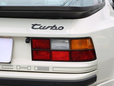 صورة مصغرة 27 لـ 1986 Porsche 944