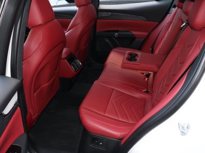 صورة مصغرة 33 لـ 2024 Maserati GRECALE