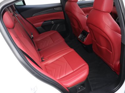 صورة مصغرة 30 لـ 2024 Maserati GRECALE