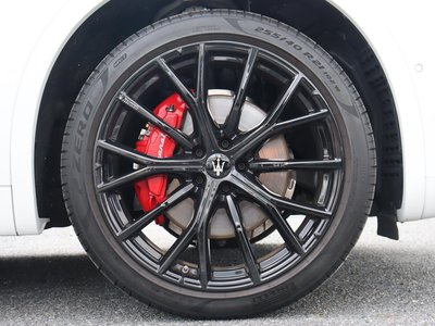صورة مصغرة 17 لـ 2024 Maserati GRECALE