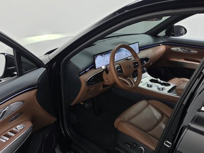 صورة 10 لـ 2024 Genesis GV70