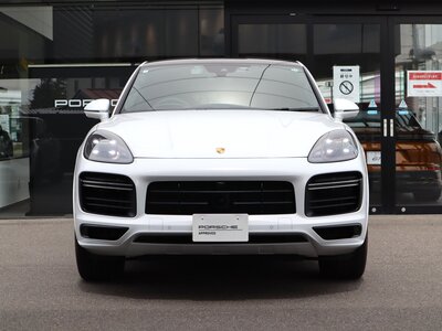 PORSCHE CAYENNE COUPE - 2