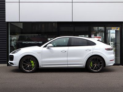 PORSCHE CAYENNE COUPE - 8