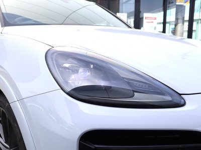 PORSCHE CAYENNE COUPE - 10