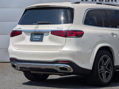 MERCEDES-BENZ GLS - 10