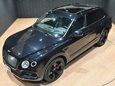 BENTLEY BENTAYGA - 8