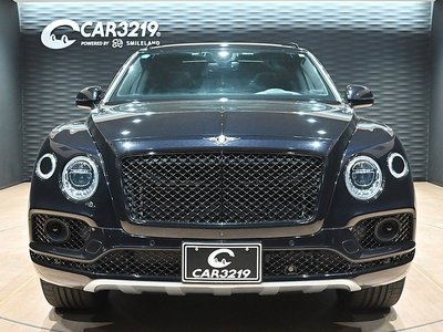 BENTLEY BENTAYGA - 6