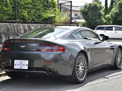 صورة 2 لـ 2009 Aston Martin V8