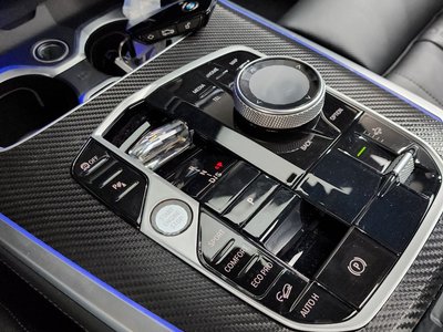 صورة 9 لـ 2023 BMW X7