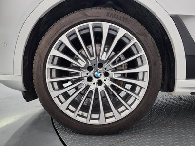 صورة 6 لـ 2023 BMW X7