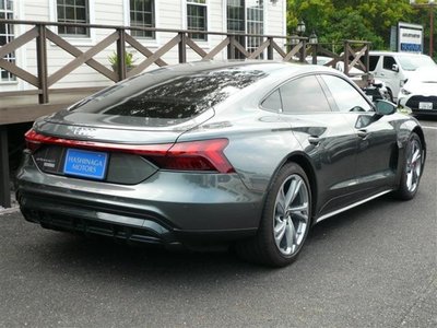 صورة 8 لـ 2023 AUDI E-TRON GT QUATTRO