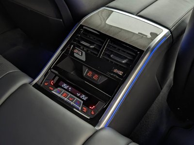 2023 BMW 8 SERIES GRAN COUPE thumbnail 33