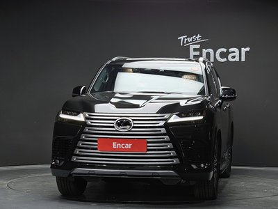 LEXUS LX - 2
