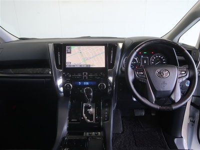 TOYOTA ALPHARD - 9