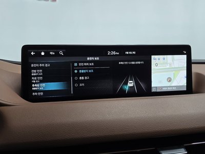 2024 Genesis G80 (RG3) thumbnail 32