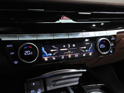 2024 Genesis G80 (RG3) thumbnail 31