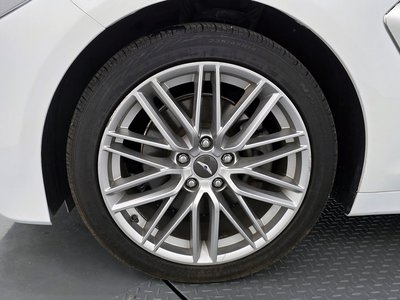 GENESIS G70 - 6