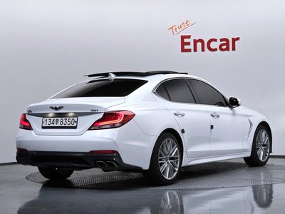 GENESIS G70 - 3
