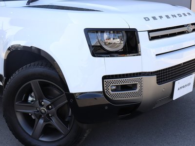 LAND ROVER DEFENDER - 3