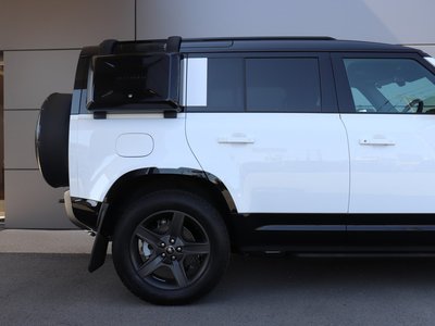 LAND ROVER DEFENDER - 5