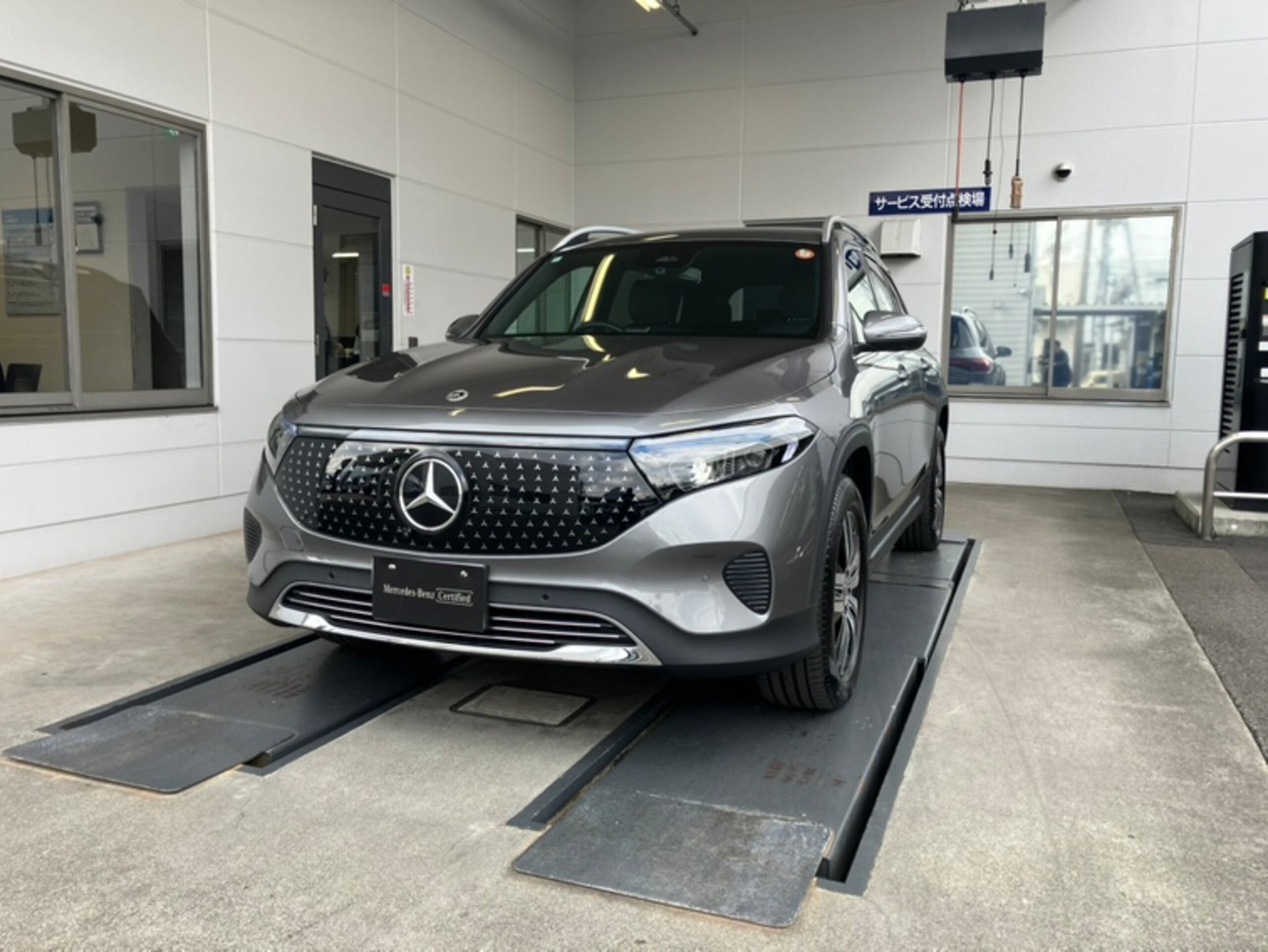 MERCEDES-BENZ EQB - View 1