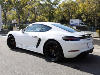 PORSCHE 718 CAYMAN - 7