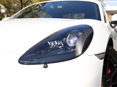 PORSCHE 718 CAYMAN - 8