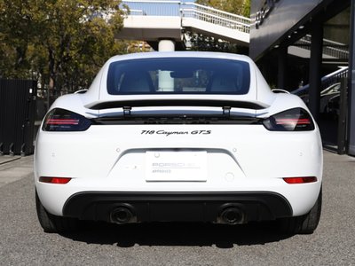 PORSCHE 718 CAYMAN - 2