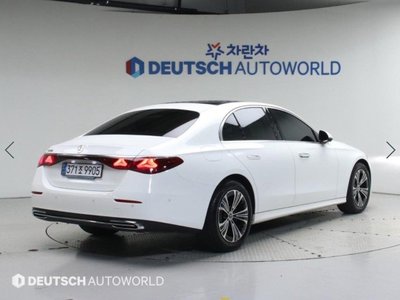 MERCEDES-BENZ E-CLASS - 3