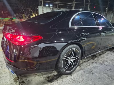 MERCEDES-BENZ E-CLASS - 5