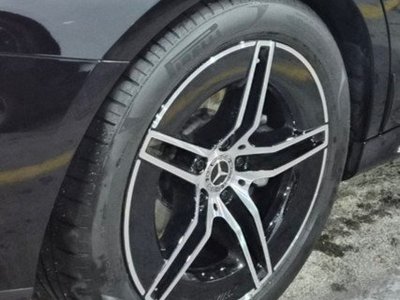 MERCEDES-BENZ E-CLASS - 6