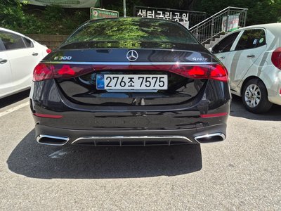 MERCEDES-BENZ E-CLASS - 3