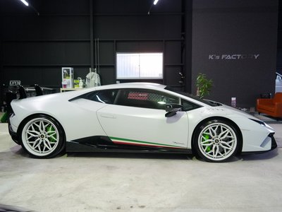 LAMBORGHINI HURACAN - 4