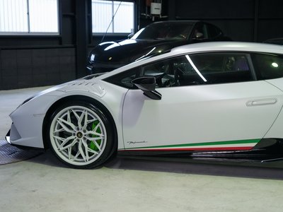 LAMBORGHINI HURACAN - 8
