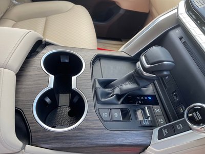 2024 Toyota LAND CRUISER 300 — миниатюра 145