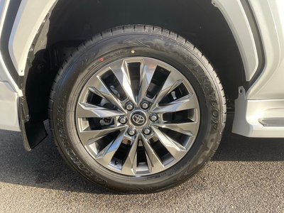 2024 Toyota LAND CRUISER 300 — миниатюра 123