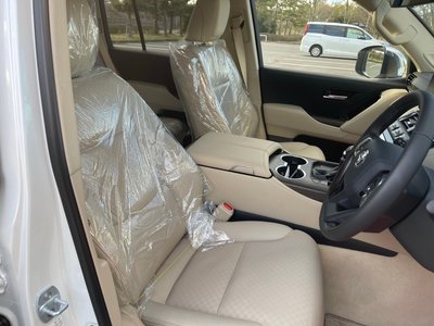 2024 Toyota LAND CRUISER 300 — миниатюра 131