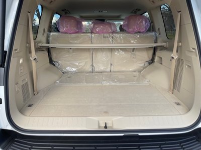 2024 Toyota LAND CRUISER 300 — миниатюра 220