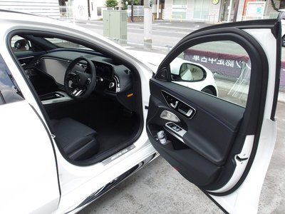 2025 Mercedes-BENZ E-CLASS AMG — миниатюра 38