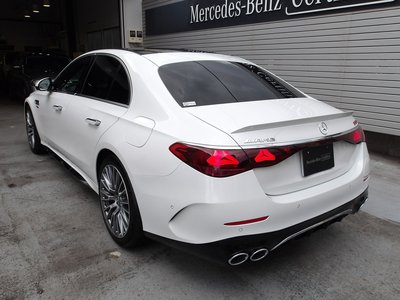 صورة 3 لـ 2025 Mercedes-BENZ E-CLASS AMG