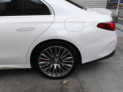 2025 Mercedes-BENZ E-CLASS AMG — миниатюра 20