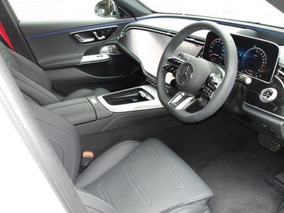 صورة 4 لـ 2025 Mercedes-BENZ E-CLASS AMG