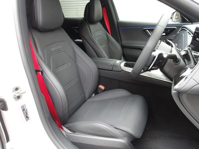 2025 Mercedes-BENZ E-CLASS AMG — миниатюра 40