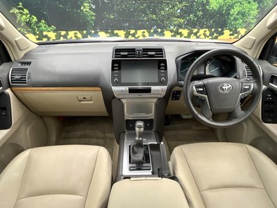 TOYOTA LAND CRUISER PRADO - 2