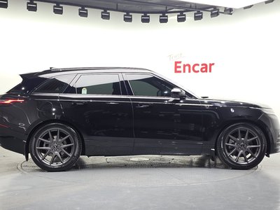 LAND ROVER RANGE ROVER VELAR - 7