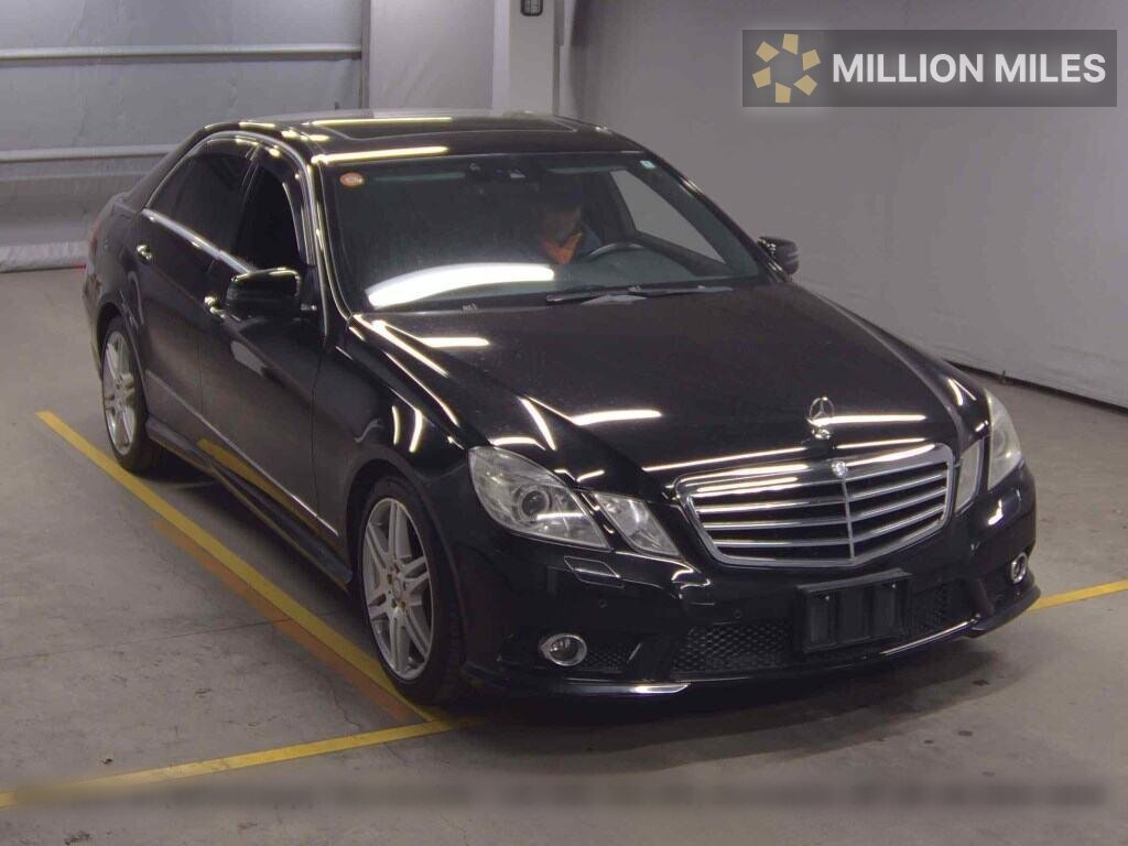 MERCEDES-BENZ E-CLASS - View 1