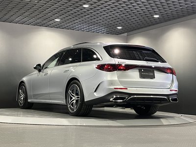 MERCEDES-BENZ E-CLASS - 10