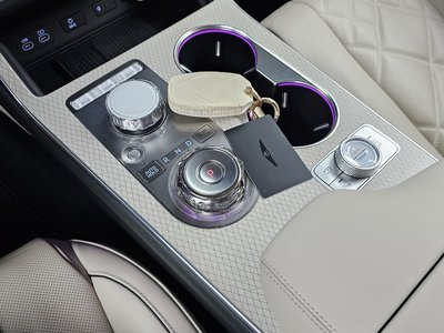 GENESIS GV80 - 9
