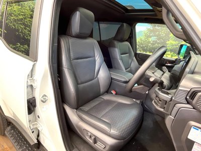 TOYOTA LAND CRUISER 250 - 8