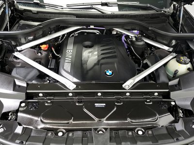 BMW X7 - 7